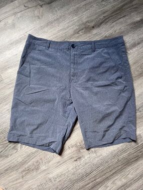 Oakley Men’s Casual Shorts Size 38 golf activewear blue-gray